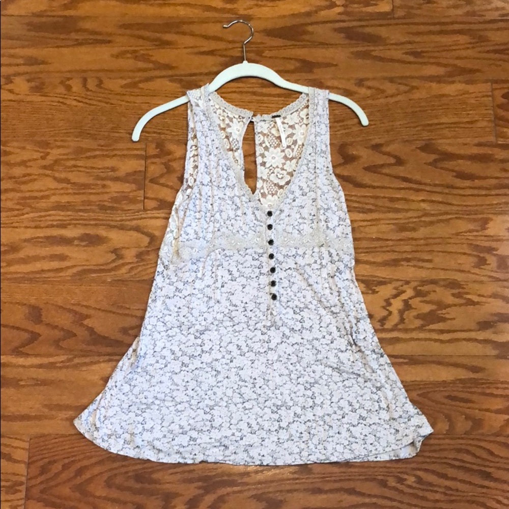Free People flower & lace top